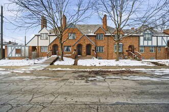 237 Rhoads Ave in Columbus, OH - Building Photo - Building Photo