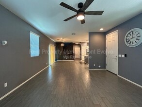 2632 N 73rd Glen in Phoenix, AZ - Building Photo - Building Photo