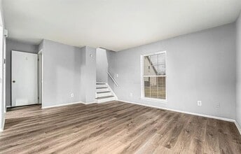 35389 Tall Oaks Dr in Sterling Heights, MI - Foto de edificio - Building Photo