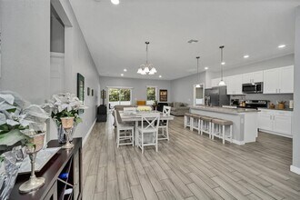 241 Grouper Ct in Poinciana, FL - Building Photo - Building Photo