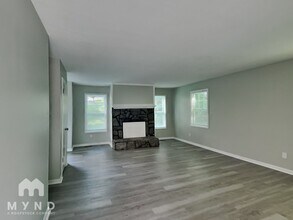 804 Pine Forest Cir in Birmingham, AL - Foto de edificio - Building Photo