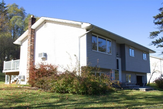 property at 25 Trotting Dr
