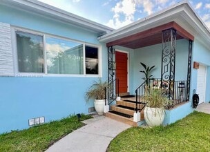 12530 NE 4th Ave in North Miami, FL - Building Photo - Building Photo