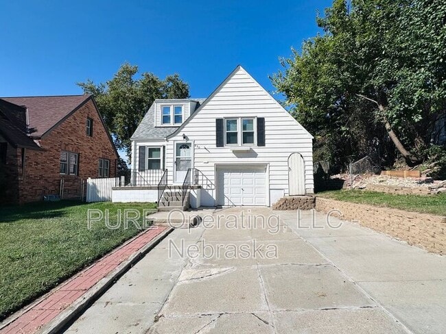 830 S 54th St in Omaha, NE - Building Photo - Building Photo