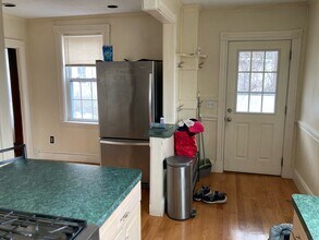 716 Franklin St, Unit 1 in Melrose, MA - Building Photo - Building Photo