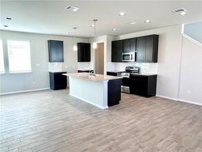 208 Living Reef Dr in Maxwell, TX - Building Photo - Building Photo