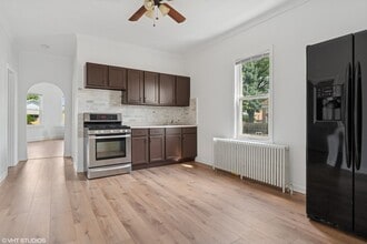 5104 N Austin Ave in Chicago, IL - Building Photo - Building Photo
