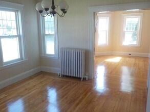 138 Edenfield Ave, Unit 1 in Watertown, MA - Building Photo - Building Photo