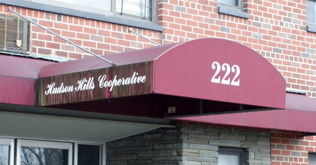 Hudson Hills Cooperative in Yonkers, NY - Building Photo - Building Photo