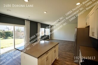 1486 Dorona Ln in Manteca, CA - Building Photo - Building Photo