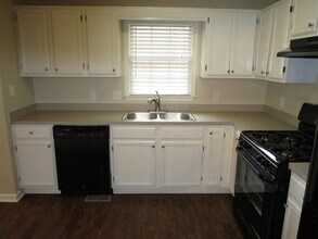 3662 N Hampton Dr NW in Kennesaw, GA - Building Photo - Building Photo