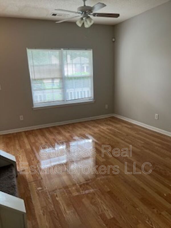 5335 Willow Park Blvd in College Park, GA - Building Photo - Building Photo