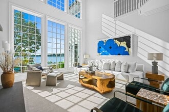 19 Weeds Landing in Darien, CT - Foto de edificio - Building Photo