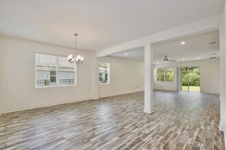 13833 Rushing Creek Run in Orlando, FL - Building Photo - Building Photo