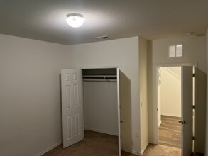 6317 Graymont Dr in Austin, TX - Foto de edificio - Building Photo