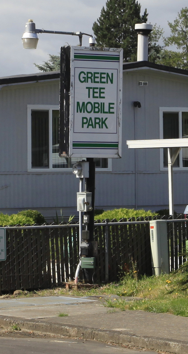 Green Tea Mobile Home Park in Gresham, OR - Building Photo - Building Photo