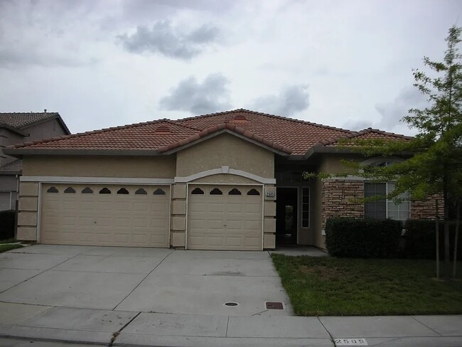 property at 2505 Shell Ct