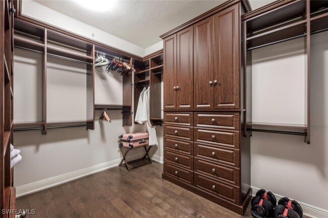 24031 Via Castella Dr in Bonita Springs, FL - Building Photo - Building Photo