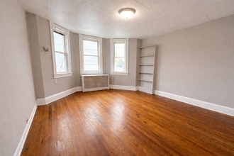 2604 Hamilton Ave in Baltimore, MD - Building Photo - Building Photo