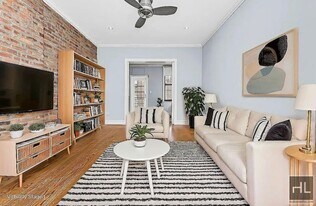 W 52ND ST., Unit 1A in New York, NY - Building Photo