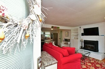 22 Datewood St in Wareham, MA - Building Photo - Building Photo