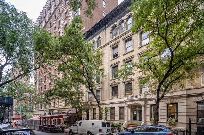 213 W 85th St in New York, NY - Foto de edificio - Building Photo