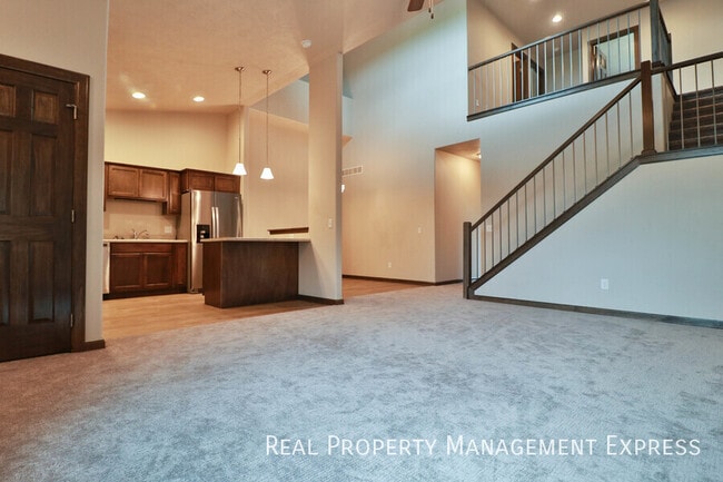 property at 5425 Seville Pl