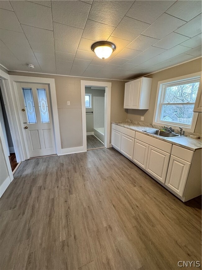 307 Highland Ave in East Syracuse, NY - Building Photo - Building Photo