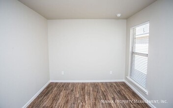 2106 Langford Ave in Lubbock, TX - Foto de edificio - Building Photo