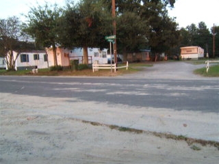 Austin & W Central in Maxton, NC - Building Photo