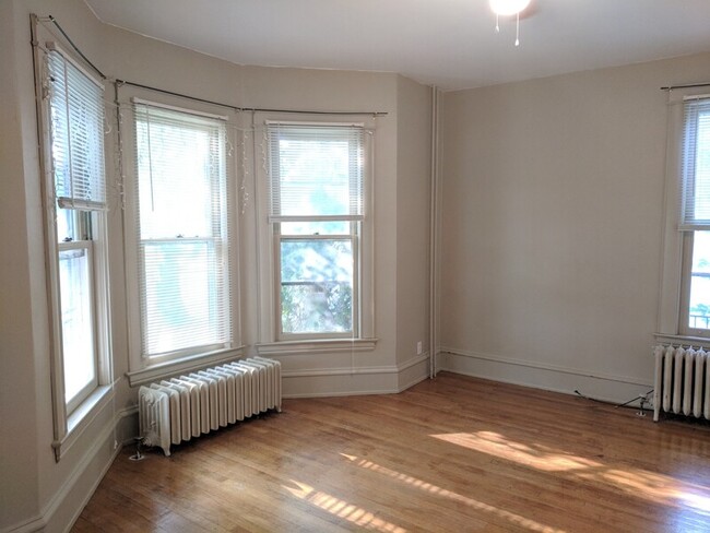 619 S Union Ave in Fergus Falls, MN - Building Photo - Building Photo