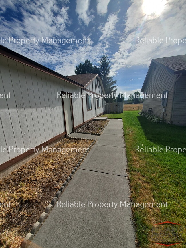 property at 209 S Adam Ln