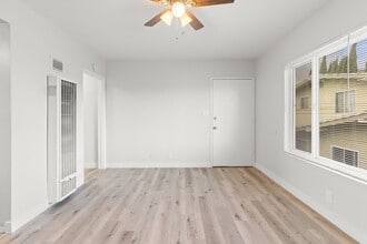 621 Cerritos Ave in Long Beach, CA - Building Photo - Building Photo