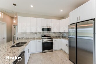 3757 NE 14th Ave in Cape Coral, FL - Building Photo - Building Photo