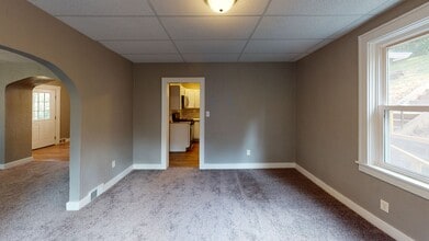 4222 Perrysville Ave in Pittsburgh, PA - Building Photo - Building Photo