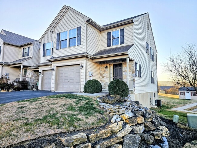 21 Granite Dr in East Earl, PA - Foto de edificio - Building Photo