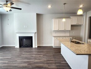 434 Lanier Cir in Woodstock, GA - Foto de edificio - Building Photo