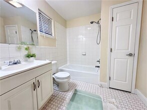 2125 Valmont St in New Orleans, LA - Building Photo - Building Photo