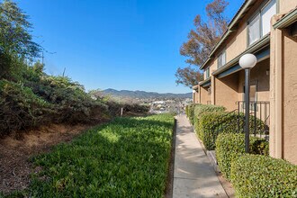 10814 Riderwood Terrace in Santee, CA - Building Photo - Building Photo