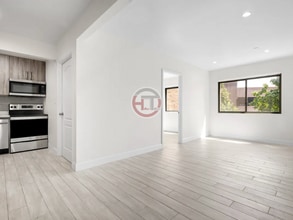 4578 Manhattan College Pkwy in Bronx, NY - Building Photo - Building Photo