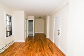 1350 N Dearborn St in Chicago, IL - Building Photo - Building Photo