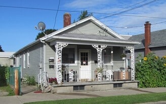 1712 Walnut St, Unit 3 in Erie, PA - Building Photo