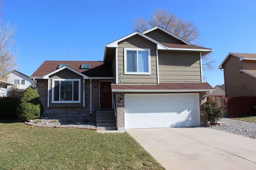 532 Dix Cir in Colorado Springs, CO - Building Photo
