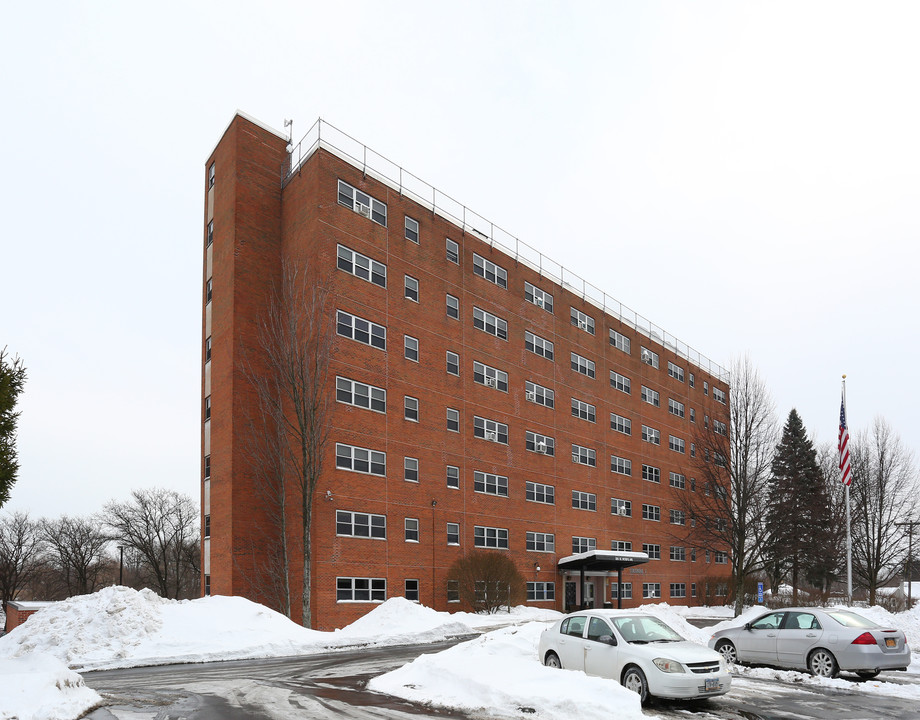 Colonial Apartments I & II in Rome, NY - Building Photo