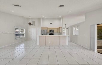 296 NW 118th Ter in Coral Springs, FL - Building Photo - Building Photo