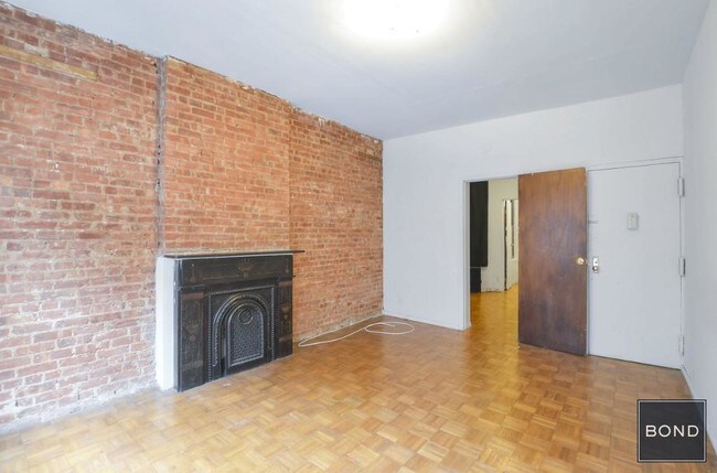 514 E 83rd St in New York, NY - Building Photo - Building Photo