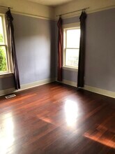 6609 N Omaha Ave in Portland, OR - Building Photo - Building Photo