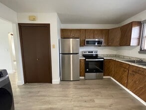 601 Rizek Dr in North Liberty, IN - Building Photo - Building Photo