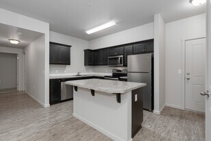 Trillium Woods Apartments in Beaverton, OR - Building Photo