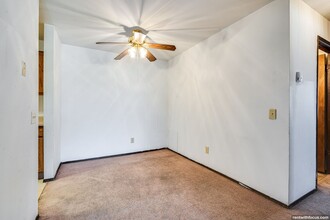 Canopy Ridge in Madison, WI - Foto de edificio - Interior Photo